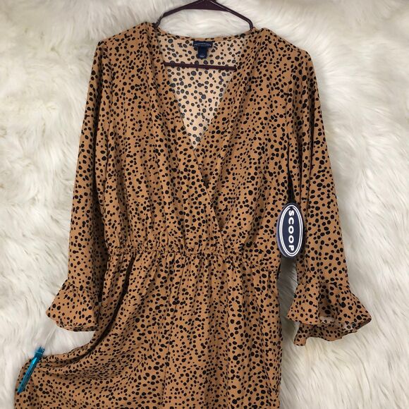 NWT Women’s Faux Wrap Jumpsuit, Leopard Print, Lightweight Poly, Wide Leg SZ M - Picture 2 of 9